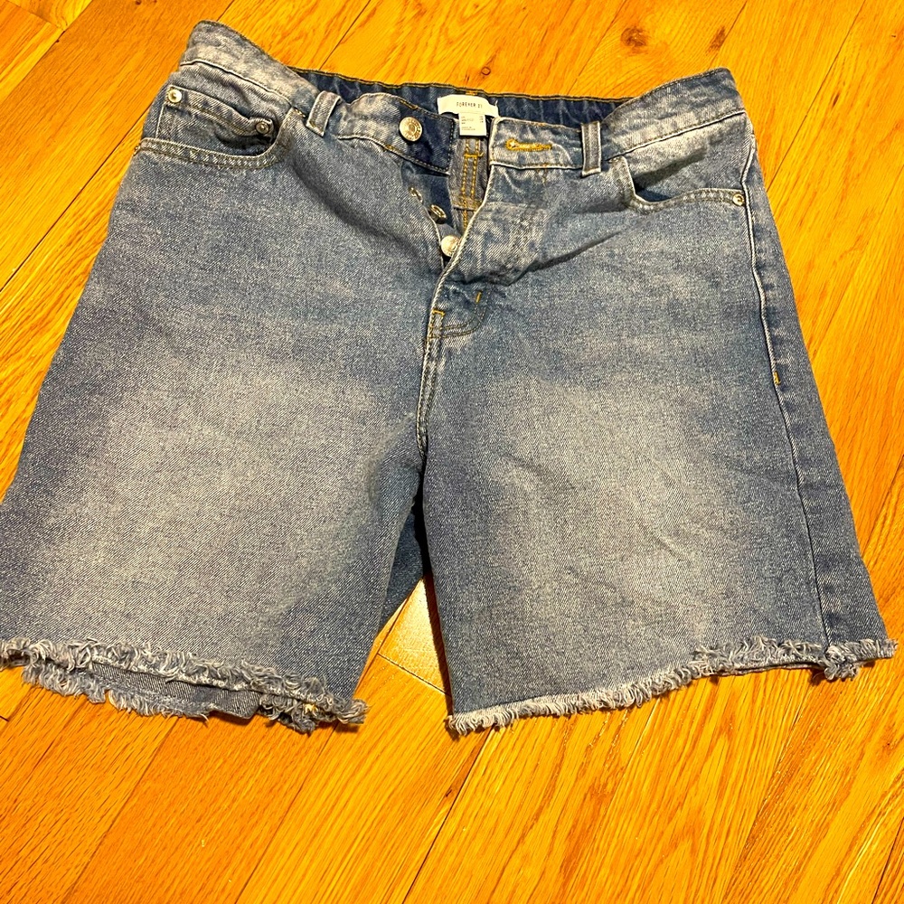 Forever21 Jean Shorts- Size 28, Great Condition :)